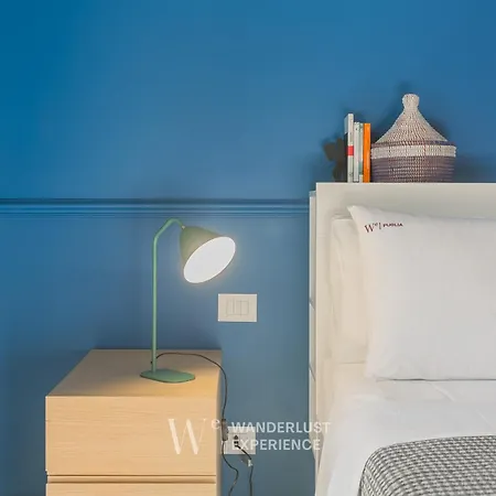 Lägenhet Wanderlust Experience Deco House Bari