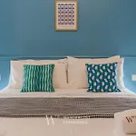 Wanderlust Experience Deco House *